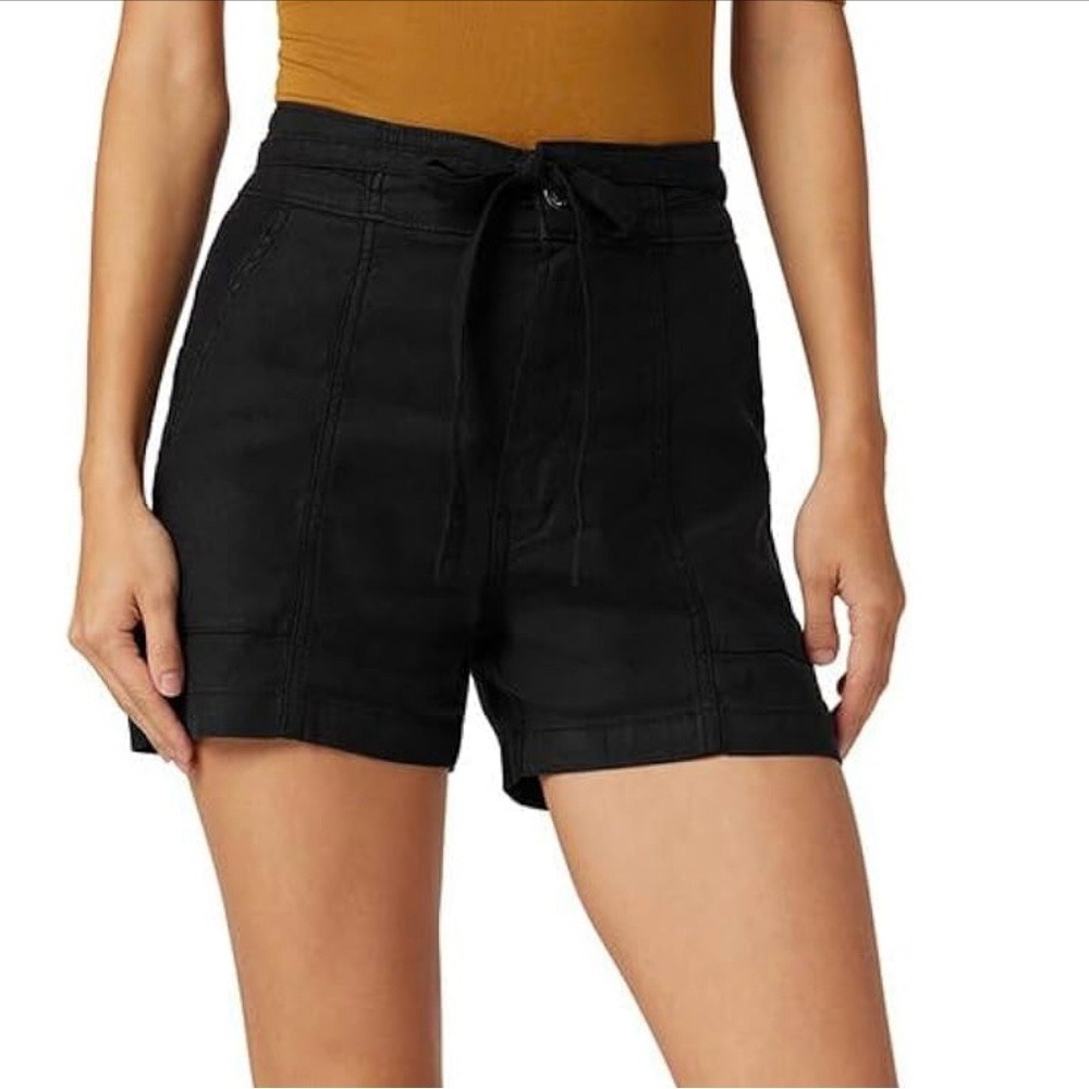 Women's Paper Bag Waist Belted Black Shorts